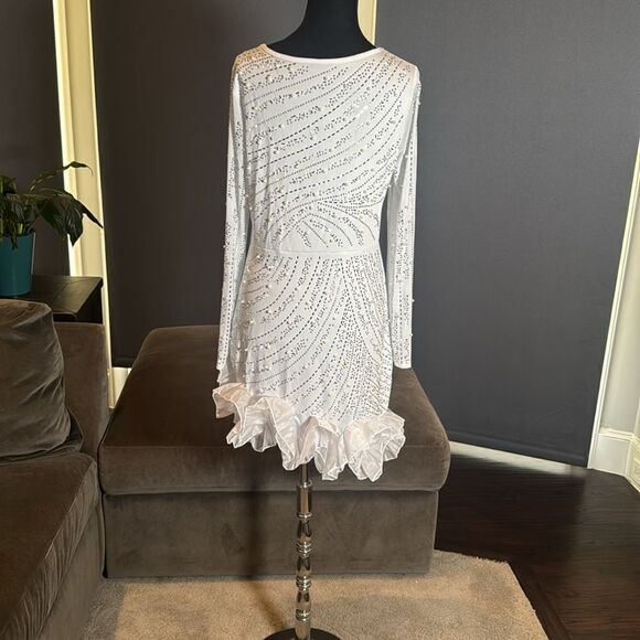 Short White Sparkly BodyCon Party Dress Long Sleeve Ruffle Hem Size L NWOT - Picture 7 of 13